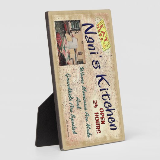 孫がプラークを甘やかしている奈美の台所 フォトプラーク (側面)