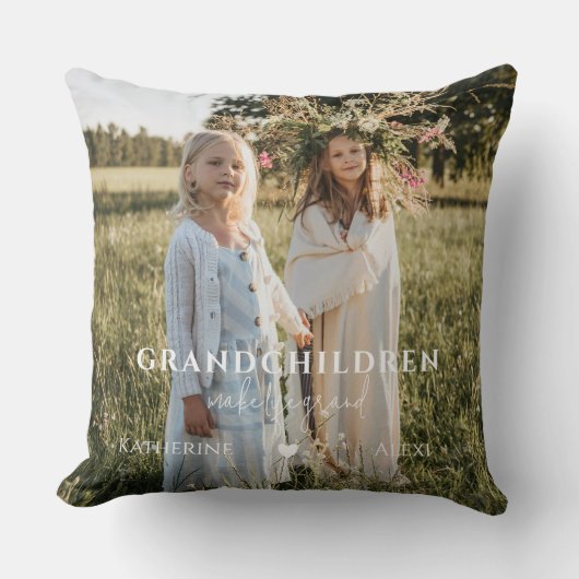 孫が人生をグランドブラック&ホワイトプレイド クッション (正面)