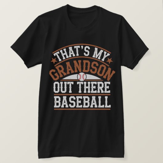 孫が外に出ています 野球 グランマ マザーズ デー Tシャツ (デザイン正面)