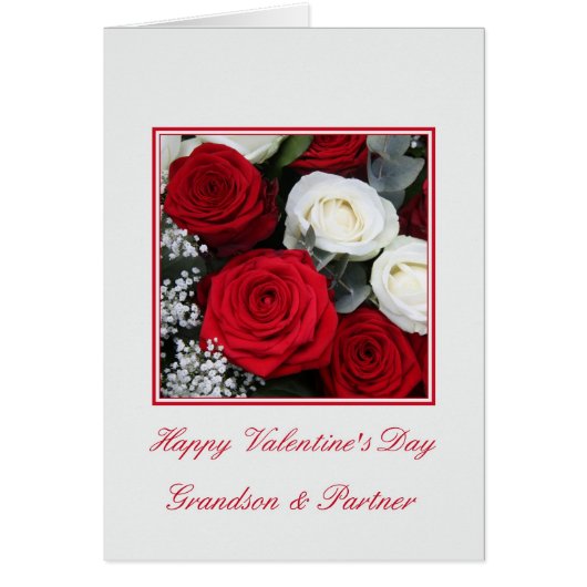 孫とパートナーの赤と白バラ (正面)