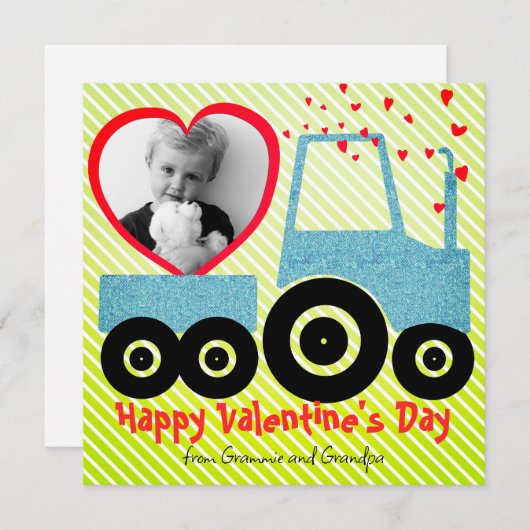 孫の可愛い赤いハートの少年 バレンタインデーの写真 シーズンカード (正面/裏面)
