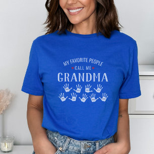 孫の名前を持つおばあちゃんのためパーソナライズされたに Tシャツ