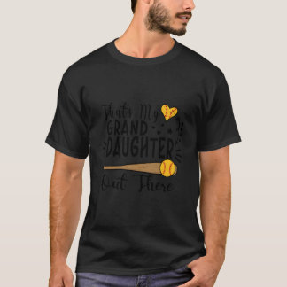 孫はソフトボールやってるのよ ソフトボールおばあちゃん グ Tシャツ