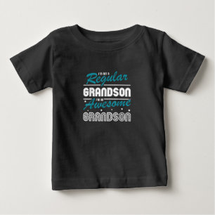 孫ギフト 私は普通の孫ではない ベビーTシャツ