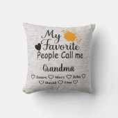 孫パーソナライズされたの名前のおばあちゃん クッション (正面)