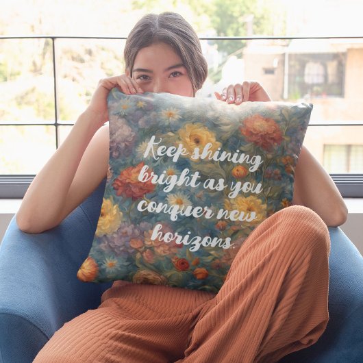 孫娘に贈る柔らかい水彩卒業ギフト クッション