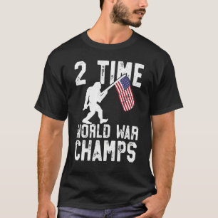 宇佐2回無敗の世界大戦シャンズサスカッチ4 Tシャツ
