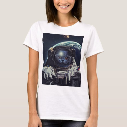 宇宙おもしろいで宇宙飛行士のショートヘア猫 Tシャツ (正面)