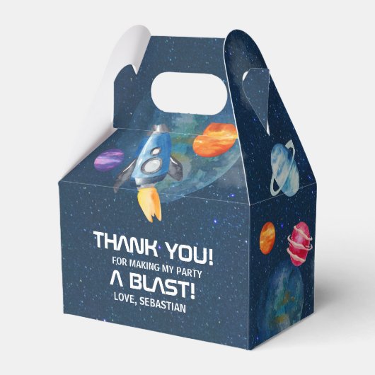 宇宙かわいいカスタム男の子の誕生日パーティー フェイバーボックス (裏面サイド)