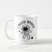 「宇宙が必要だ」 – 宇宙飛行士だけの時間 コーヒーマグカップ (左)