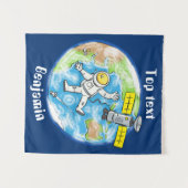 宇宙でのユーモアあふれる宇宙飛行士と地球の漫画 タペストリー (正面(横))