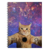 宇宙で自撮る赤いタビー猫 ノートブック (正面)