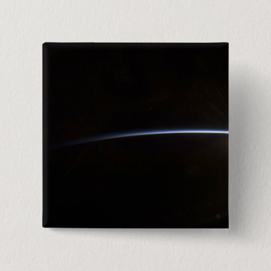 宇宙で表示される日の出 缶バッジ (正面)