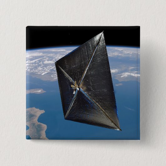 宇宙におけるNanoSail-Dのアーティストコンセプト 缶バッジ (正面)