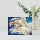 宇宙に浮かぶ宇宙飛行士のスーツの羊 シーズンポストカード (スタンド正面)