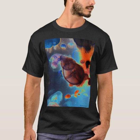 宇宙のクラゲ Tシャツ (正面)