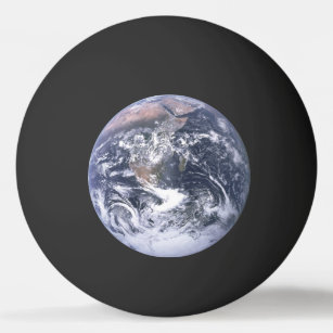 宇宙のピンポン球から見られる惑星の地球 卓球ボール