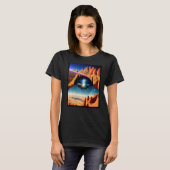 宇宙の中をTの目で見る Tシャツ (正面フル)