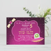 宇宙の外国の女の子の誕生日のパーティの招待状 招待状 (スタンド正面)