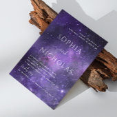 宇宙の夜星。パープル宇宙リハーサルディナー 招待状