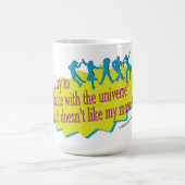 宇宙の大きなコーヒーマグで踊る コーヒーマグカップ (中央)