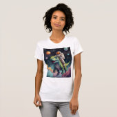 宇宙の恐竜に乗る宇宙飛行士Tシャツ Tシャツ (正面フル)