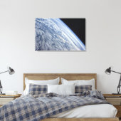 宇宙の暗黒に対する地球の地平線 キャンバスプリント (インサイチュ (寝室))