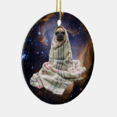 宇宙の毛布のパグ セラミックオーナメント (右)