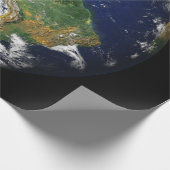 宇宙の無光沢の包装紙からの惑星の地球 ラッピングペーパー (角)