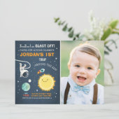 宇宙の誕生日の招待状のロケットの宇宙飛行士 招待状 (スタンド正面)