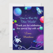 宇宙の赤ちゃんが青い宇宙飛行士の惑星にシャワーを浴びる サンキューカード (正面)