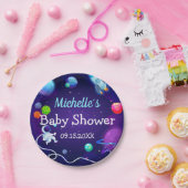 宇宙の赤ちゃんが青い宇宙飛行士の惑星にシャワーを浴びる ペーパープレート (パーティー)