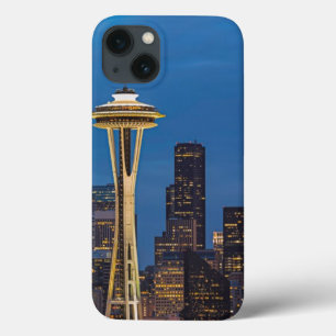 宇宙の針および都心のシアトル iPhone 13ケース