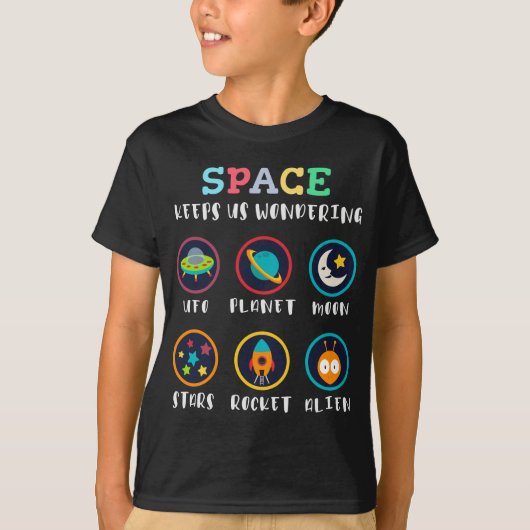 宇宙は私たちに疑問を抱かせる Tシャツ (正面)
