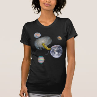 宇宙みみずの食べ物の地球 Tシャツ