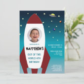 宇宙をテーマにしたフォトロケット4歳の誕生日 招待状 (スタンド正面)