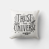 宇宙を信頼する クッション (正面)