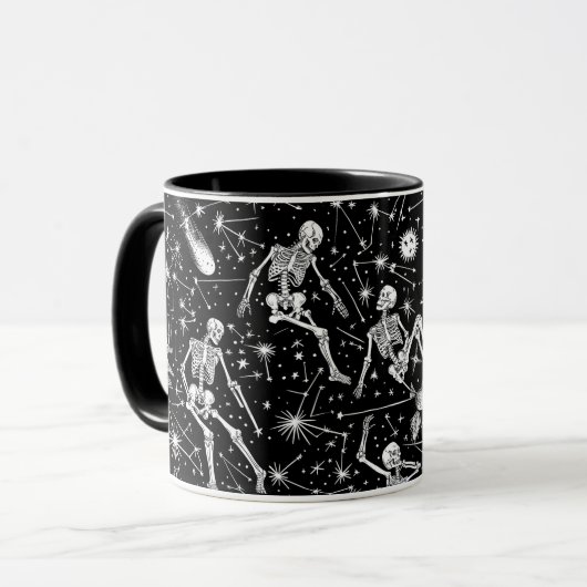宇宙を背景にした骸骨 マグカップ (正面左)