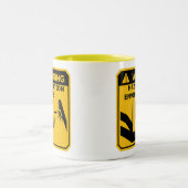 宇宙エンジニア警告ズポスターMag ツートーンマグカップ (中央)