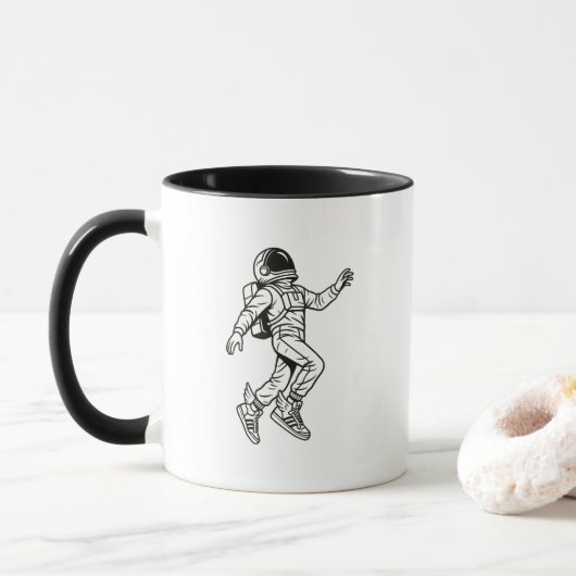 宇宙キック: 羽生えた宇宙飛行士の飛行 マグカップ (ドーナツ)