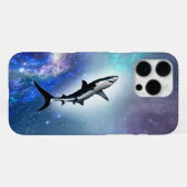 宇宙サメ iPhoneケース (裏面横)