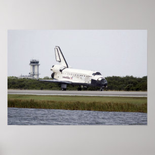 宇宙シャトルの滑走路での発見 ポスター