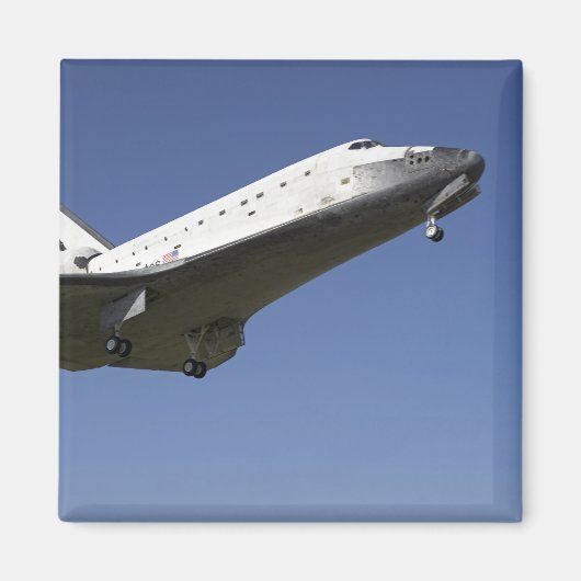 宇宙シャトルアトランティスが滑走路33に接近2 マグネット (正面)