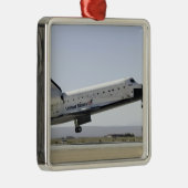 宇宙シャトルアトランティスが着陸の準備2 メタルオーナメント (右)