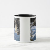 宇宙シャトルアトランティスとソユーズ宇宙船 マグカップ (中央)