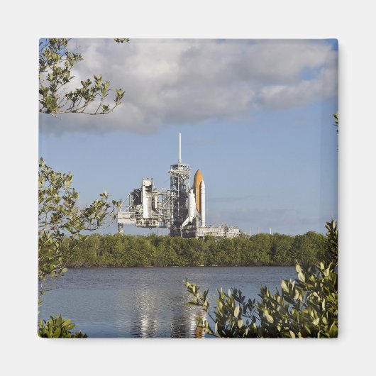 宇宙シャトルアトランティスの準備ができている マグネット (正面)