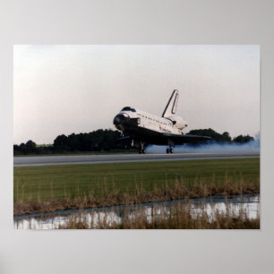 宇宙シャトルアトランティスの着陸(STS-79) ポスター