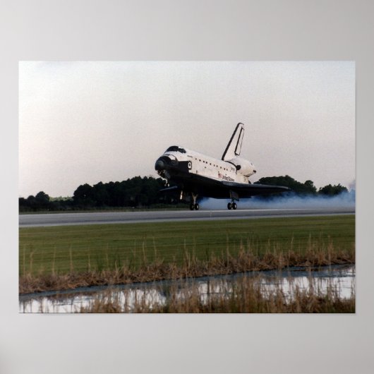 宇宙シャトルアトランティスの着陸(STS-79) ポスター (正面)