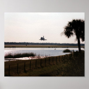 宇宙シャトルアトランティスの着陸(STS-81) ポスター