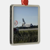 宇宙シャトルアトランティスはそのドラッグシュートを解く メタルオーナメント (右)